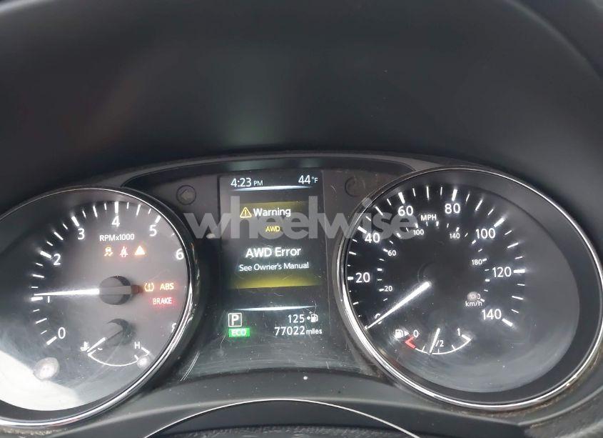 Photo 7 of 2017 Nissan Rogue SV (VIN 5N1AT2MV8HC751950)