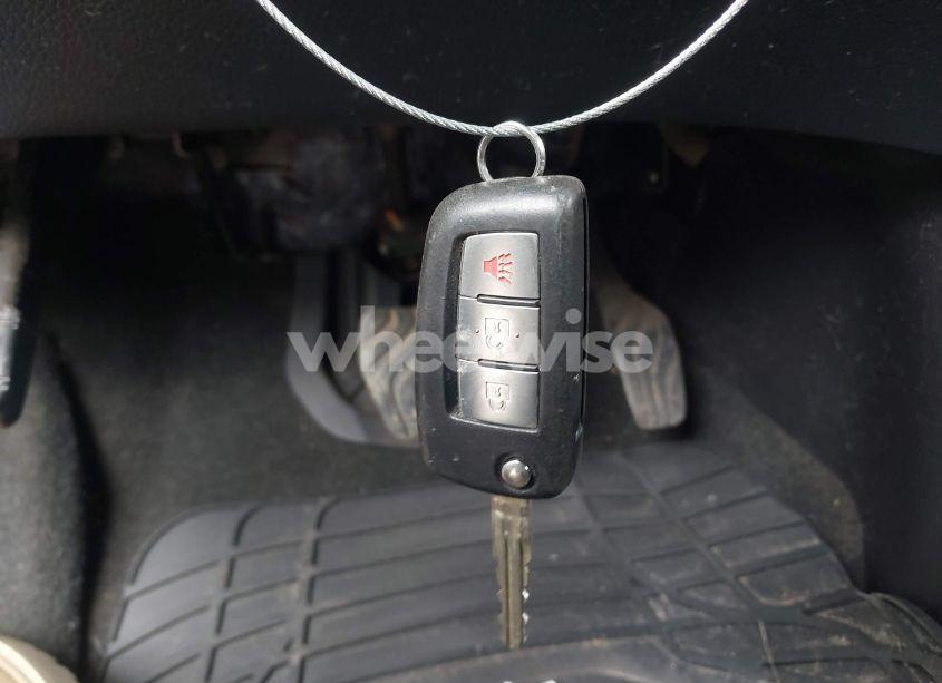 Photo 11 of 2017 Nissan Rogue S (VIN 5N1AT2MV8HC778923)