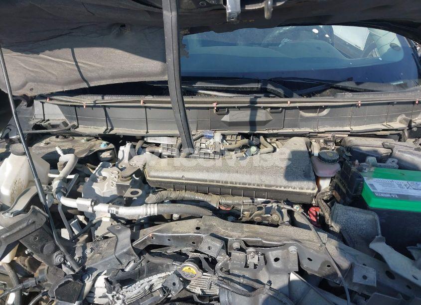 Photo 10 of 2017 Nissan Rogue S (VIN 5N1AT2MV8HC793552)