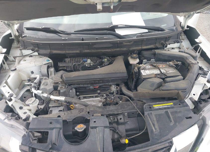 Photo 10 of 2017 Nissan Rogue SV (VIN 5N1AT2MV8HC803853)