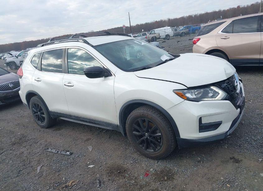 Photo 13 of 2017 Nissan Rogue SV (VIN 5N1AT2MV8HC803853)