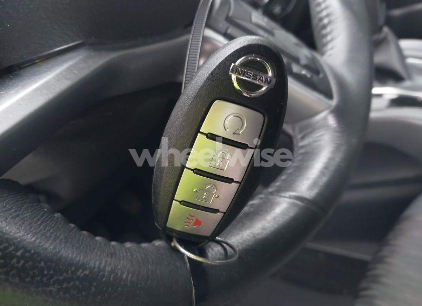 Photo 11 of 2017 Nissan Rogue SV (VIN 5N1AT2MV8HC824587)