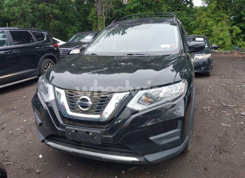 Photo 12 of 2017 Nissan Rogue SV (VIN 5N1AT2MV8HC824587)
