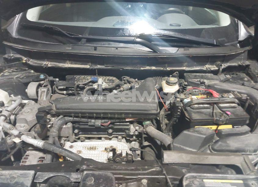 Photo 10 of 2018 Nissan Rogue SL (VIN 5N1AT2MV8JC728478)