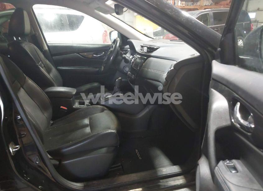 Photo 5 of 2018 Nissan Rogue SL (VIN 5N1AT2MV8JC728478)