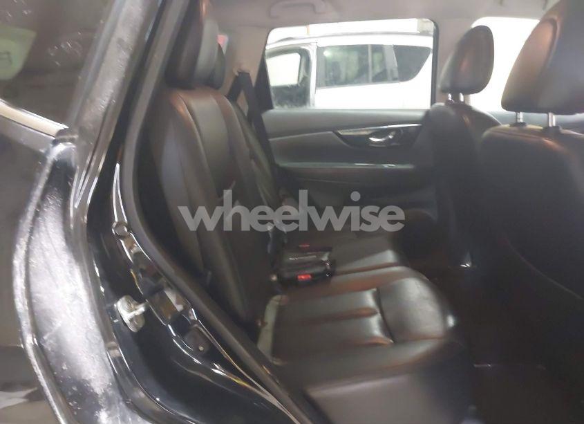 Photo 8 of 2018 Nissan Rogue SL (VIN 5N1AT2MV8JC728478)