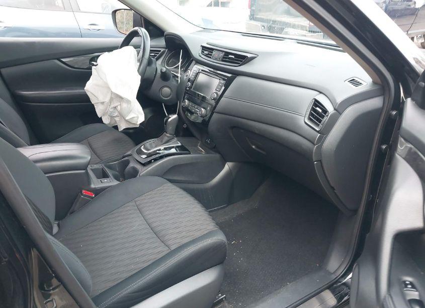 Photo 5 of 2018 Nissan Rogue SV (VIN 5N1AT2MV8JC755230)