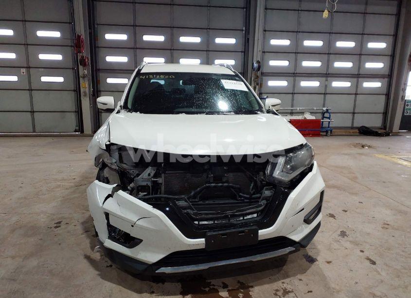 Photo 6 of 2018 Nissan Rogue S/SL/SV (VIN 5N1AT2MV8JC767281)