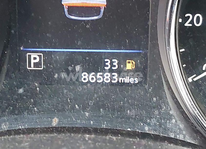 Photo 15 of 2018 Nissan Rogue SV (VIN 5N1AT2MV8JC769371)