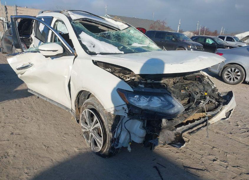 2018 Nissan Rogue SL (VIN 5N1AT2MV8JC802482) main photo