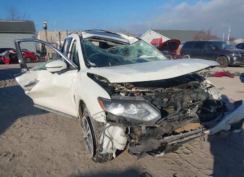 Photo 6 of 2018 Nissan Rogue SL (VIN 5N1AT2MV8JC802482)