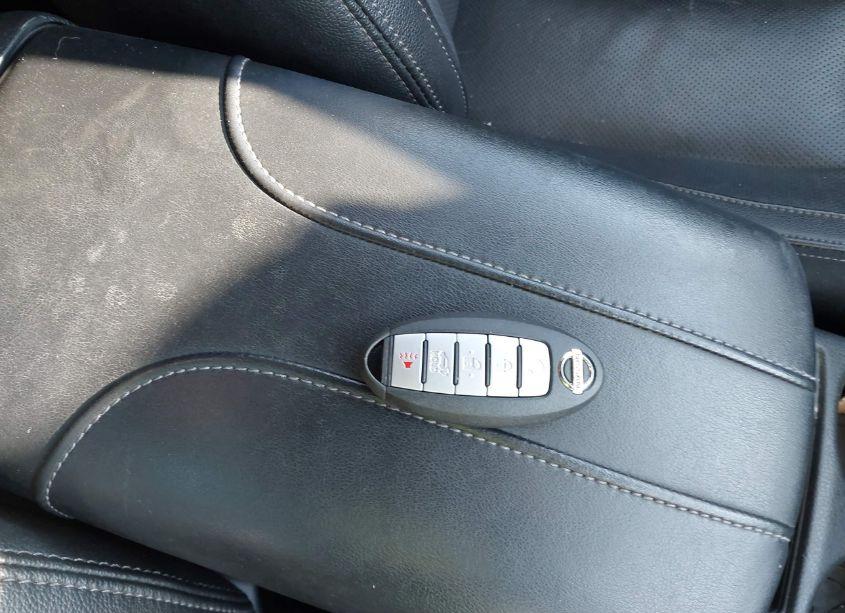 Photo 11 of 2018 Nissan Rogue SL (VIN 5N1AT2MV8JC822523)