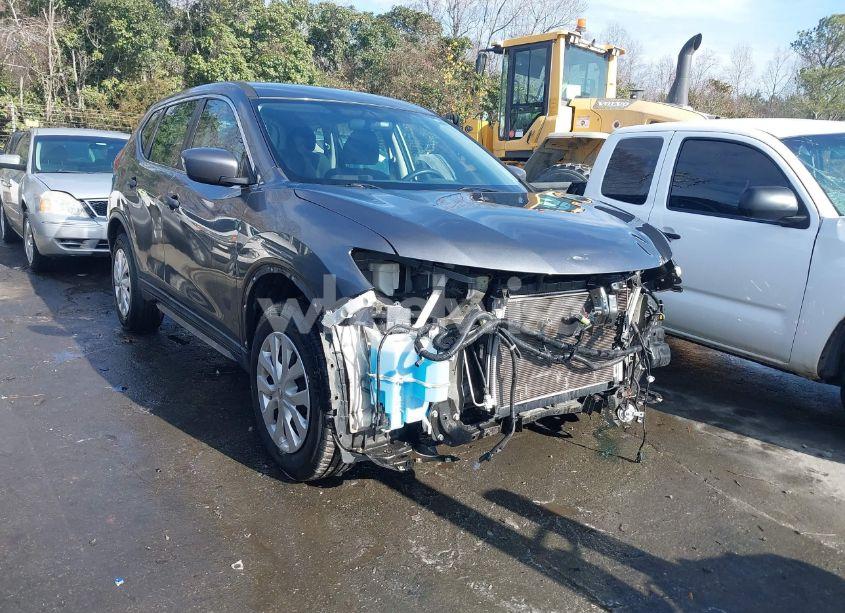 2018 Nissan Rogue S (VIN 5N1AT2MV8JC831223) main photo