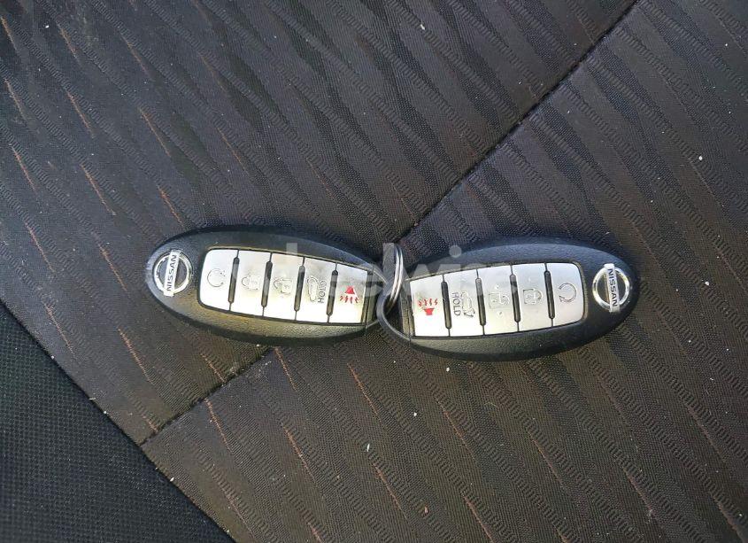 Photo 11 of 2018 Nissan Rogue SV (VIN 5N1AT2MV8JC836180)