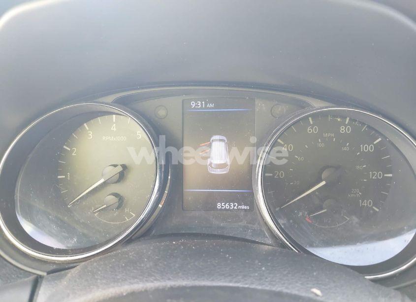 Photo 7 of 2018 Nissan Rogue SV (VIN 5N1AT2MV8JC836180)