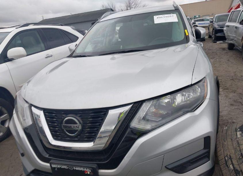 Photo 13 of 2018 Nissan Rogue S (VIN 5N1AT2MV8JC840116)