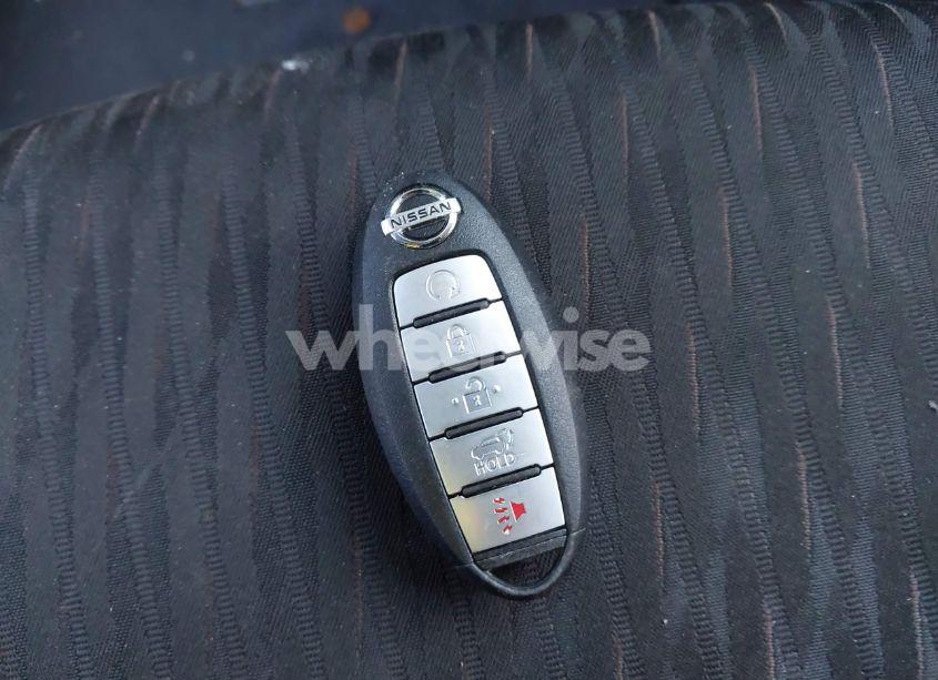 Photo 11 of 2018 Nissan Rogue SV (VIN 5N1AT2MV8JC841881)