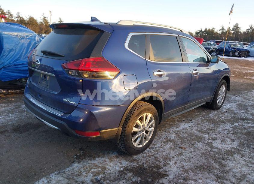 Photo 4 of 2018 Nissan Rogue SV (VIN 5N1AT2MV8JC841881)