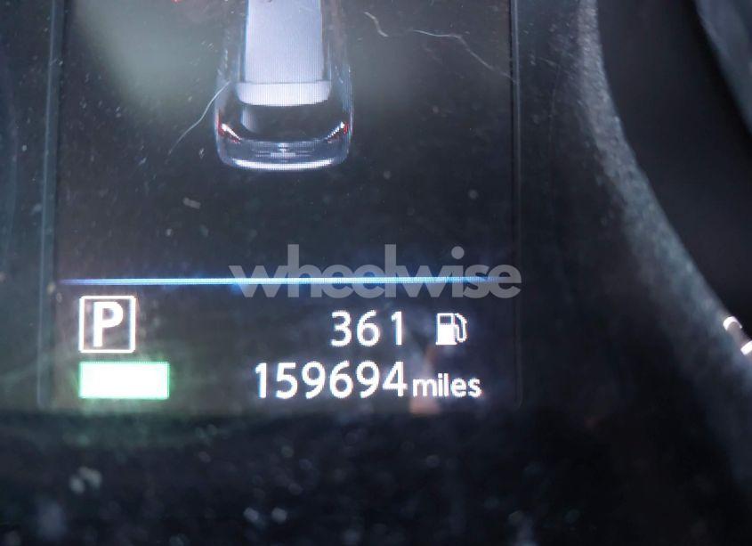 Photo 15 of 2018 Nissan Rogue SV (VIN 5N1AT2MV8JC842321)