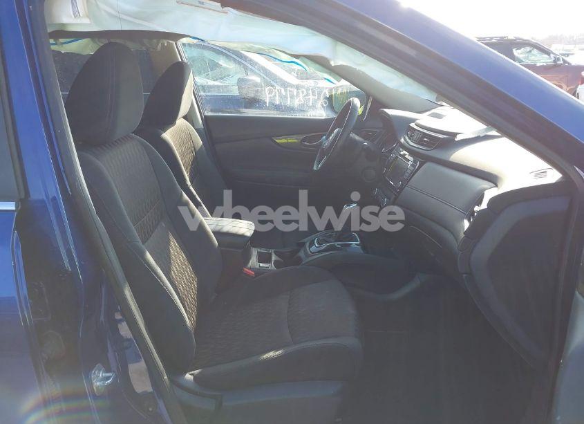 Photo 5 of 2018 Nissan Rogue SV (VIN 5N1AT2MV8JC842321)