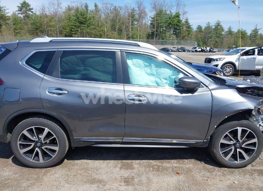 Photo 13 of 2019 Nissan Rogue SL (VIN 5N1AT2MV8KC748666)