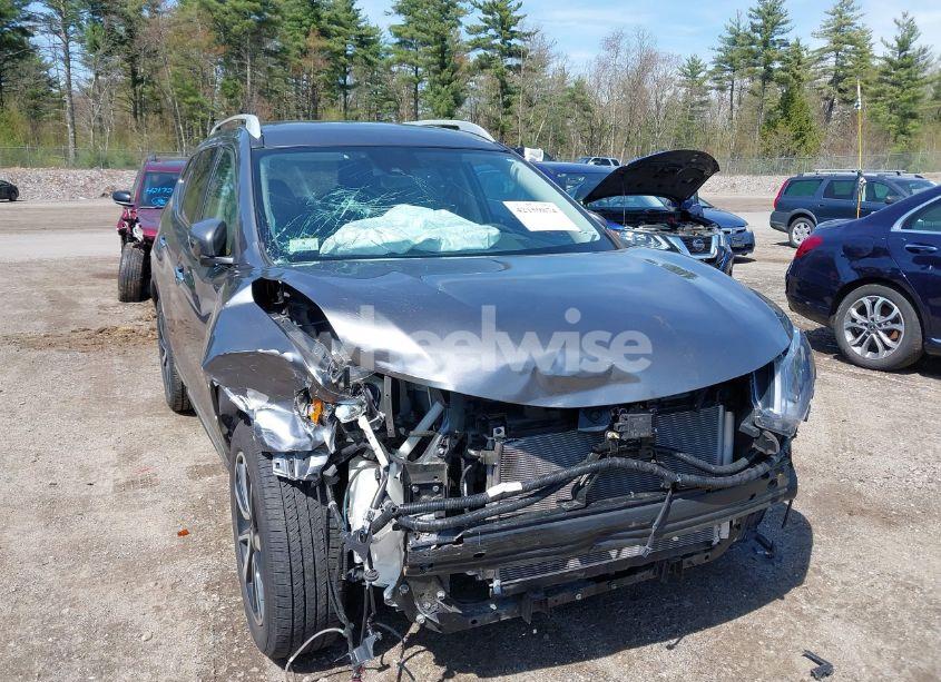 Photo 6 of 2019 Nissan Rogue SL (VIN 5N1AT2MV8KC748666)