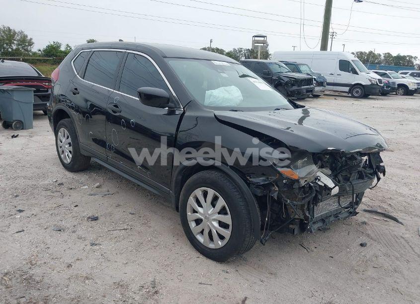 2019 Nissan Rogue S (VIN 5N1AT2MV8KC809658) main photo