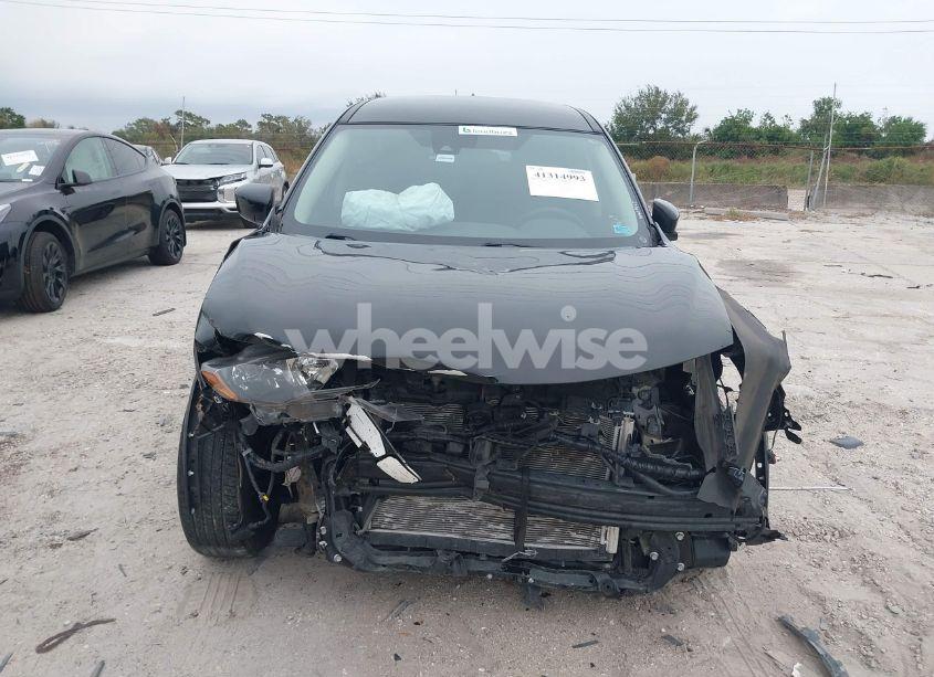 Photo 13 of 2019 Nissan Rogue S (VIN 5N1AT2MV8KC809658)