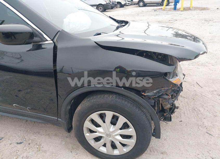 Photo 18 of 2019 Nissan Rogue S (VIN 5N1AT2MV8KC809658)