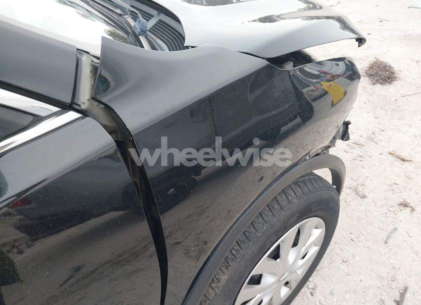 Photo 22 of 2019 Nissan Rogue S (VIN 5N1AT2MV8KC809658)