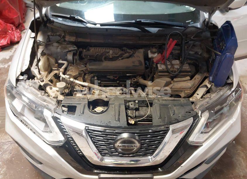 Photo 10 of 2020 Nissan Rogue S INTELLIGENT AWD (VIN 5N1AT2MV8LC713840)