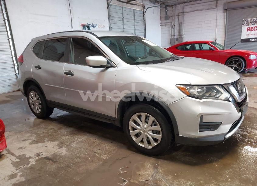 Photo 13 of 2020 Nissan Rogue S INTELLIGENT AWD (VIN 5N1AT2MV8LC713840)