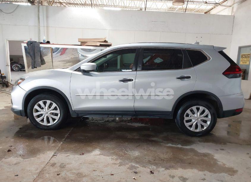 Photo 14 of 2020 Nissan Rogue S INTELLIGENT AWD (VIN 5N1AT2MV8LC713840)