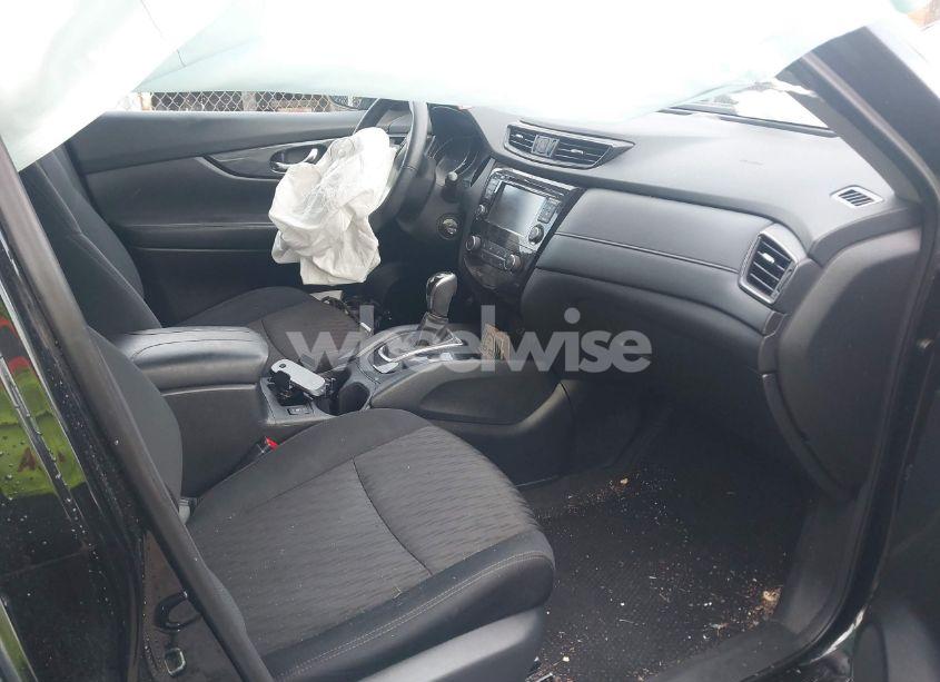 Photo 5 of 2020 Nissan Rogue S INTELLIGENT AWD (VIN 5N1AT2MV8LC722344)