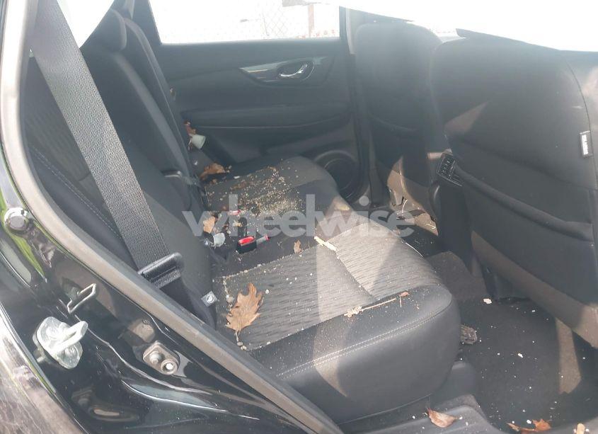 Photo 8 of 2020 Nissan Rogue S INTELLIGENT AWD (VIN 5N1AT2MV8LC722344)