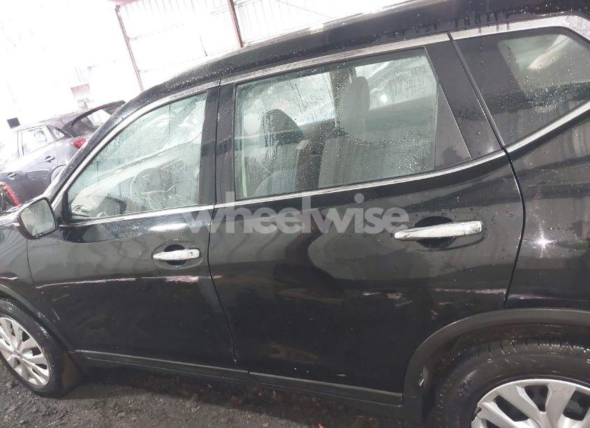 Photo 14 of 2014 Nissan Rogue S (VIN 5N1AT2MV9EC774441)