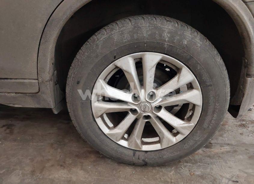 Photo 12 of 2014 Nissan Rogue SV (VIN 5N1AT2MV9EC780238)