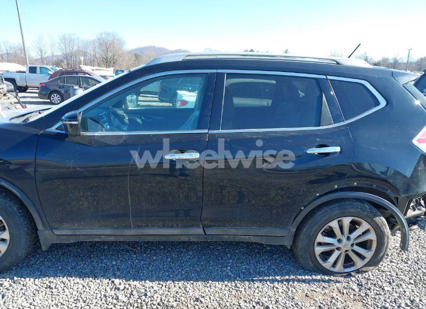 Photo 14 of 2015 Nissan Rogue SV (VIN 5N1AT2MV9FC751713)
