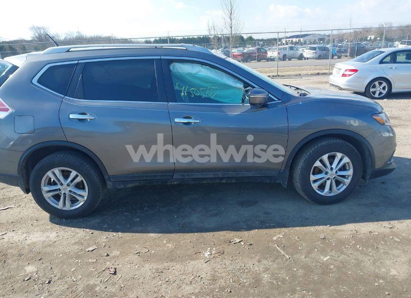 Photo 13 of 2015 Nissan Rogue SV (VIN 5N1AT2MV9FC757110)