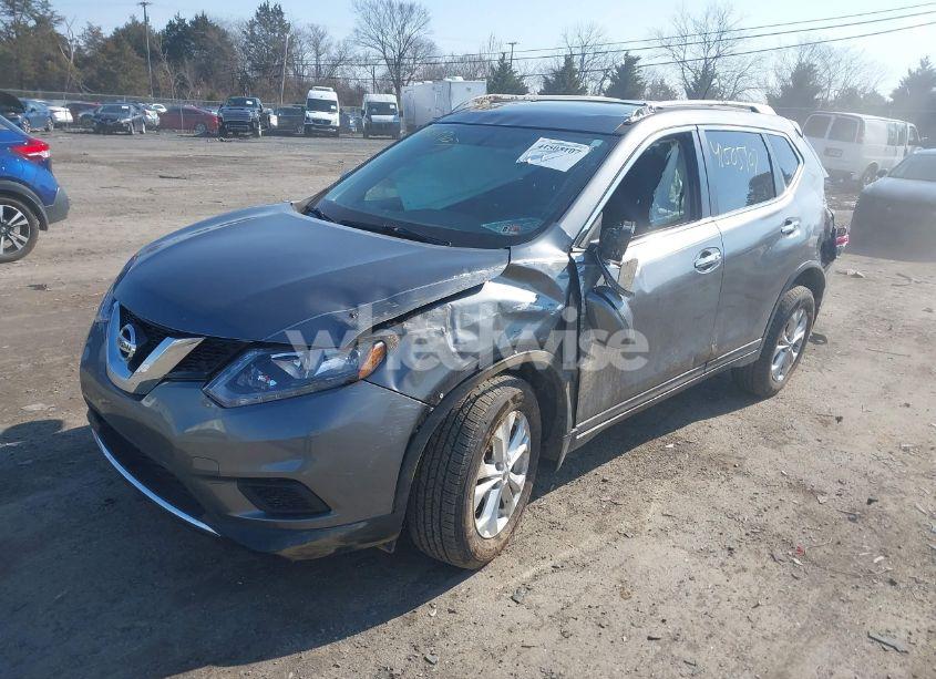 Photo 2 of 2015 Nissan Rogue SV (VIN 5N1AT2MV9FC757110)