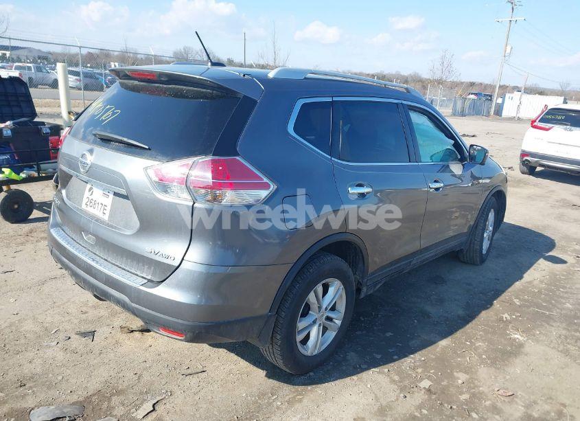 Photo 4 of 2015 Nissan Rogue SV (VIN 5N1AT2MV9FC757110)