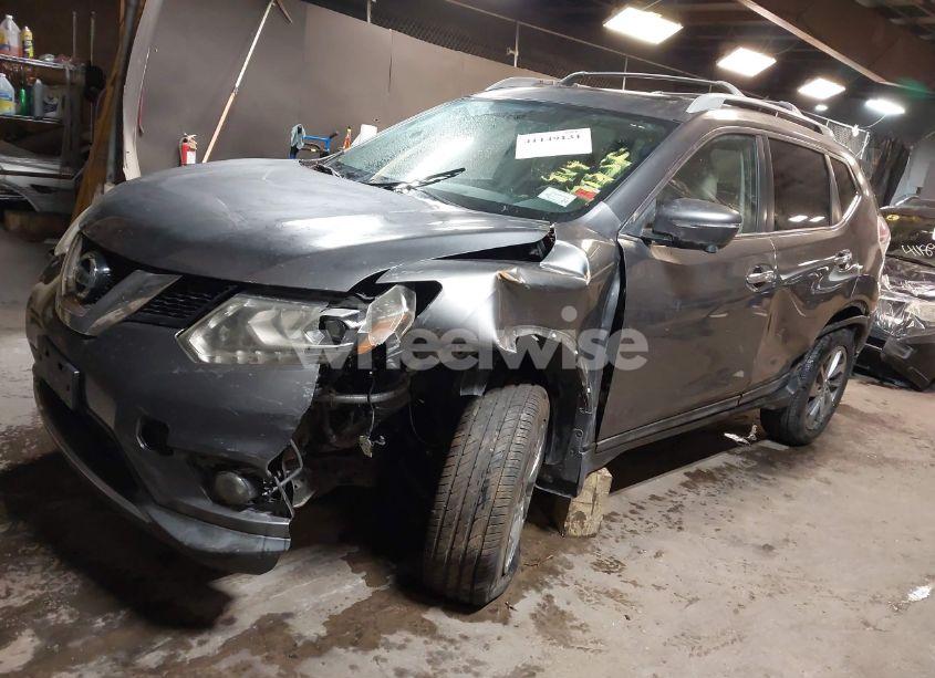 Photo 2 of 2015 Nissan Rogue SL (VIN 5N1AT2MV9FC773517)