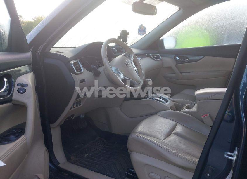 Photo 5 of 2015 Nissan Rogue SL (VIN 5N1AT2MV9FC780595)