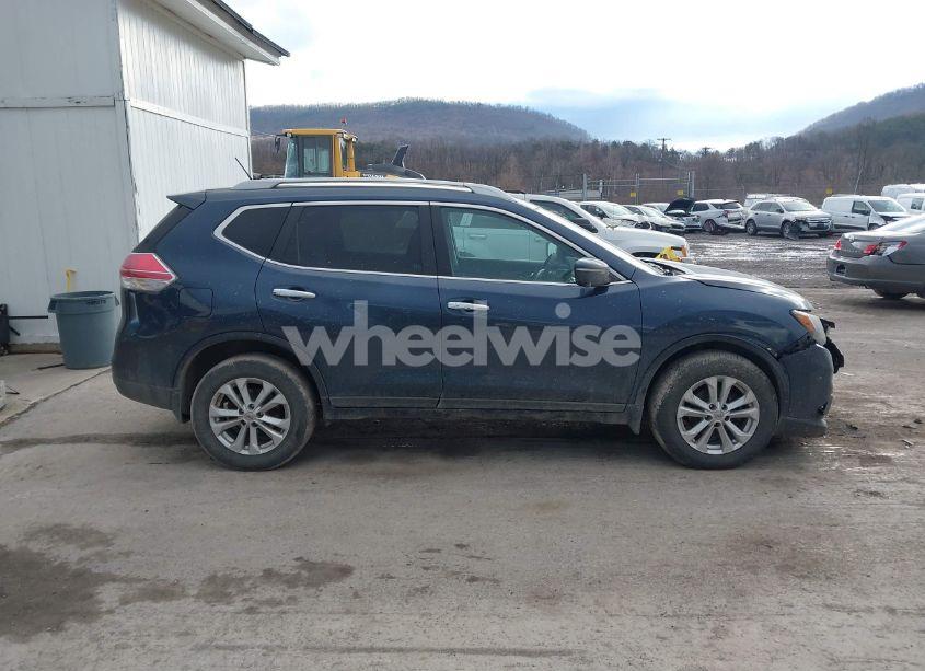 Photo 13 of 2015 Nissan Rogue SV (VIN 5N1AT2MV9FC784422)