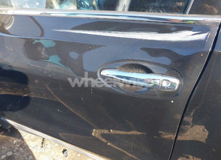 Photo 17 of 2015 Nissan Rogue SV (VIN 5N1AT2MV9FC785649)