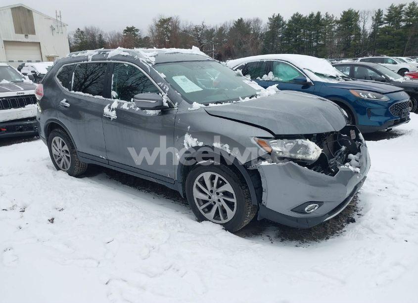 2015 Nissan Rogue SL (VIN 5N1AT2MV9FC800490) main photo