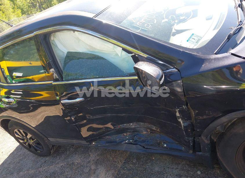 Photo 18 of 2015 Nissan Rogue S (VIN 5N1AT2MV9FC811263)