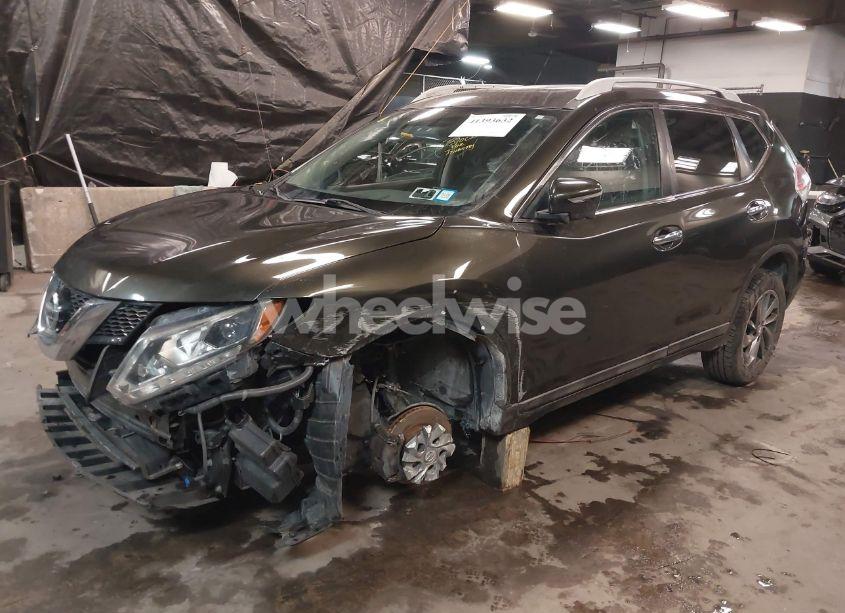Photo 2 of 2015 Nissan Rogue SL (VIN 5N1AT2MV9FC828662)