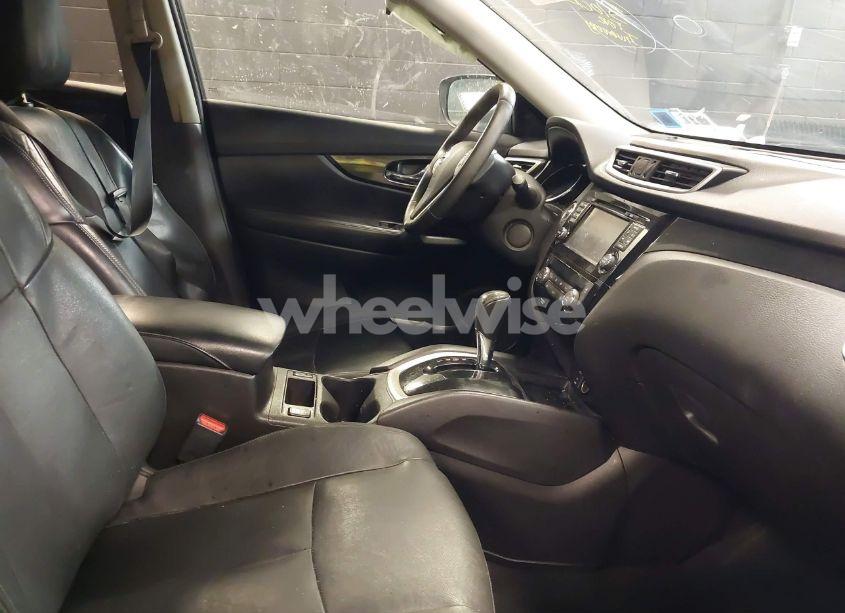 Photo 5 of 2015 Nissan Rogue SL (VIN 5N1AT2MV9FC828662)