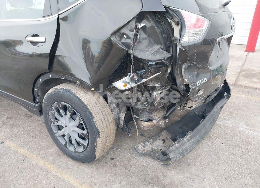 Photo 17 of 2015 Nissan Rogue S (VIN 5N1AT2MV9FC900234)